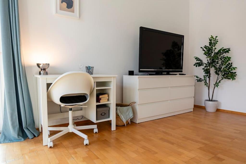 Savoir-Vivre In Unserer Zentralen Balkonwohnung Βιέννη Εξωτερικό φωτογραφία